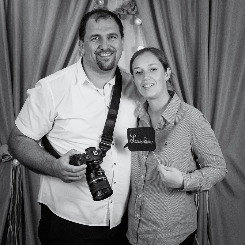 portrét fotografa, fotograf pavel vyskočil, portrét, fotograf s manželkou, fotokoutek